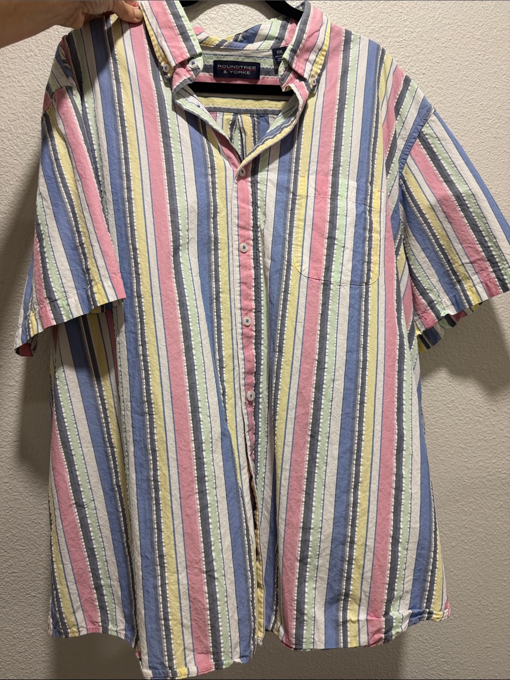 Roundtree & Yorke 100% Cotton- Pastel Short Sleeve Button-Down Shirt